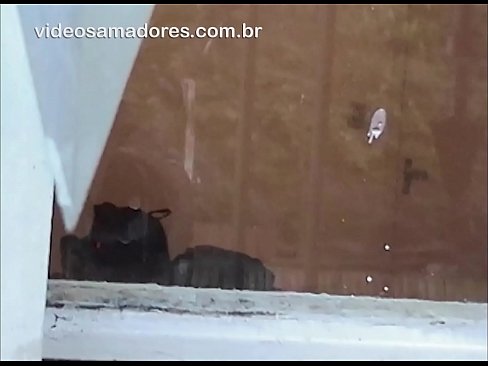 ❤️ Kiimainen mies katselee tyttöystäväänsä toisen miehen kanssa, naimisiinmenovideon nauhoitus häiritsemättä pariskuntaa ❤️ Pano at us ❤